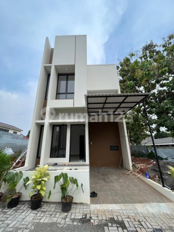 Rumah Baru Dekat Komplek Pajak Pondok Aren Tangsel.
