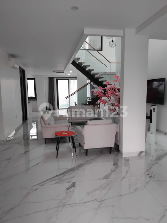 Elang Laut PIK Luxury House 10X30, Freehold Title, 2.5 Floors, Fully Furnished