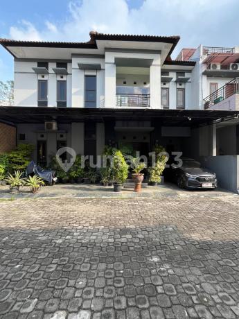 Rumah Mewah 2 Lantai Istimewa Dalam Perumahan Pondok Permai Nitikan Umbulharjo Dekat Xt Square Jogjakarta Rumah Mewah 2 Lantai Istimewa Dalam Perumahan Pondok Permai Nitikan Umbulharjo Dekat Xt Square Jogjakarta