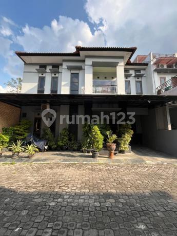Rumah Mewah 2 Lantai Istimewa Dalam Perumahan Pondok Permai Nitikan Umbulharjo Dekat Xt Square Jogjakarta Rumah Mewah 2 Lantai Istimewa Dalam Perumahan Pondok Permai Nitikan Umbulharjo Dekat Xt Square Jogjakarta