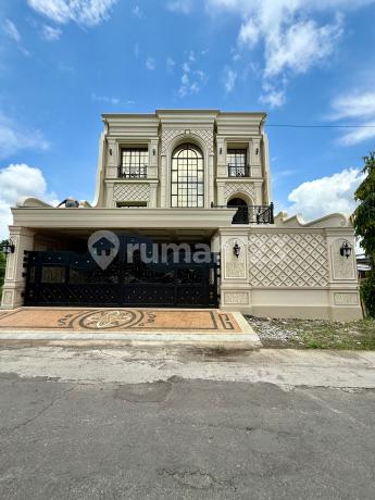 Rumah Megah 3 Lantai American Clasic Modern Ala Sultan Di Banyuraden Gamping Sleman Dekat Al Azhar New Rumah Megah 3 Lantai American Clasic Modern Ala Sultan Di Banyuraden Gamping Sleman Dekat Al Azhar New