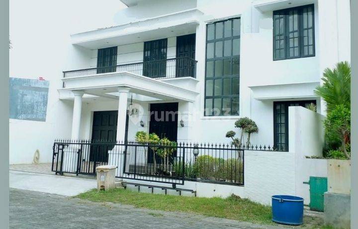Rumah Baru di Graha Candi Golf, Semarang