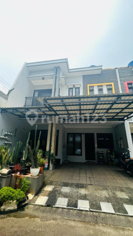 Rumah 2 Lantai Semifurnished di Jatimakmur Pondokgede Kota Bekasi