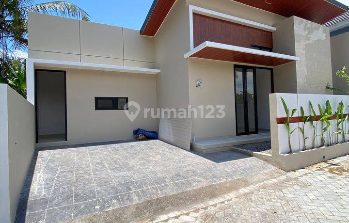 Rumah Baru Model Kontemporer Dekat Rsud Sleman