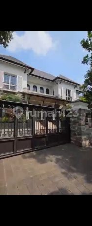 2-Story House in Pondok Indah Golf Hill, Luxurious, Beautiful, Safe 2-Story House in Pondok Indah Golf Hill, Luxurious, Beautiful, Safe