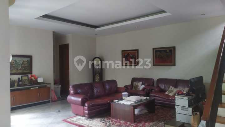 Rmh 2 Lantai Hang Jebat Cantik Jalan Lebar Strategis