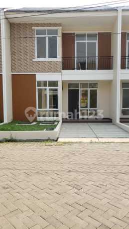 Dijual Rumah di Perumahan Aeroland Residence. Jl. Halim Perdana Kusuma, Tangerang