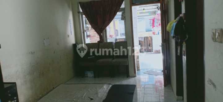 House Inside the Cimareme Ngamprah Bandung Complex with Access to a Busy Road