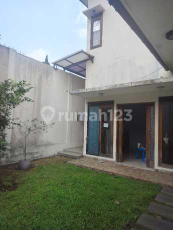 Ready-to-Occupy House at Melong Asih Regency with SHM