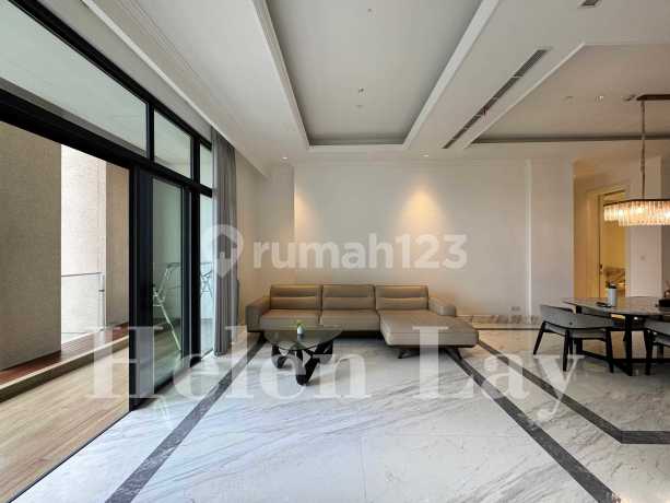 For Sale: Le Parc Apartment Unit 3+1 Br