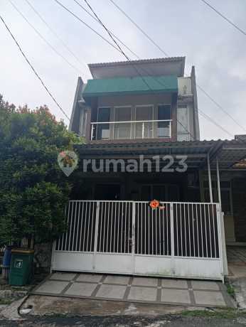 Rc. Dijual Rumah 2,5 Lantai Perumahan Cibubur City Siap Huni Rc. Dijual Rumah 2,5 Lantai Perumahan Cibubur City Siap Huni