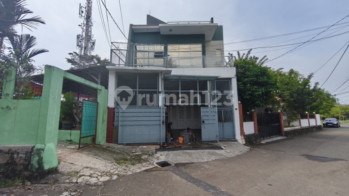 Kos Kebon Jeruk 11+1 Kamar 215 M2 (8X26) Selatan Kos Kebon Jeruk 11+1 Kamar 215 M2 (8X26) Selatan
