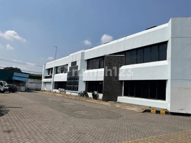 Cheap Factory Warehouse for Sale in Kletek, Taman Sepanjang, Bank Mortgage Available Cheap Factory Warehouse for Sale in Kletek, Taman Sepanjang, Bank Mortgage Available