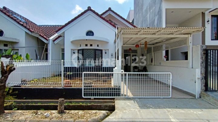 Rumah Rapi Siap Huni di Griya Bintara Indah Bekasi Rumah Rapi Siap Huni di Griya Bintara Indah Bekasi