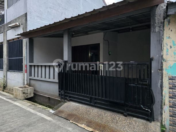 Dijual Rumah di Pondok Timur Indah Bekasi Timur 