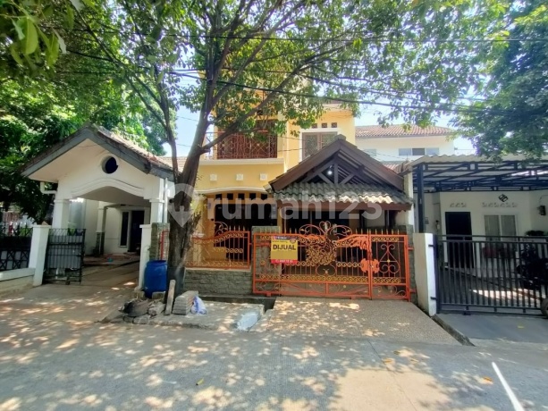 Rumah Strategis Dan Siap Huni di Taman Century 2 Bekasi 