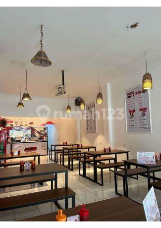 Jual Ruko Siap pakai, cocok usaha  Kampoeng Semawis Kedungmundu Semarang – 10136