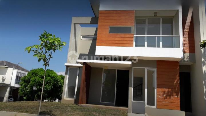 House, 2 Floors, Ivy Park BSB, West Semarang 9818
