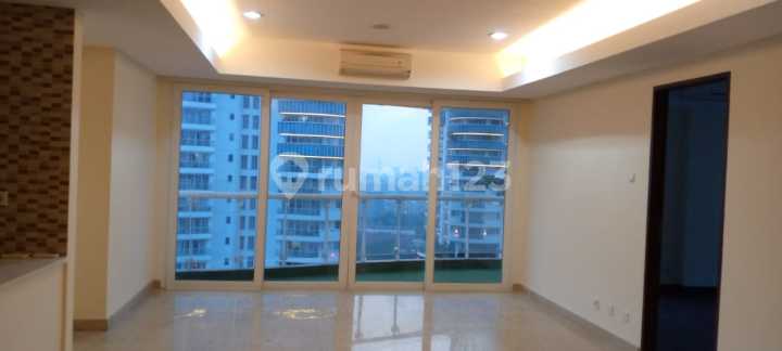 Jual Cepat !!! Apartment Royale Springhill 2 + 1 BR Kemayoran Jakarta Utara Jual Cepat !!! Apartment Royale Springhill 2 + 1 BR Kemayoran Jakarta Utara