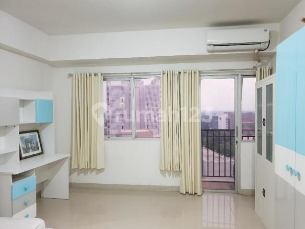 Apartement Park View Depok Semi Furnished Bagus
