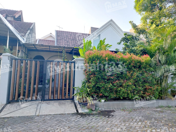 Rumah Pondok Mutiara Sidoarjo Bagus Full Furnished dan Interior Desain Siap Huni Dekat Tol