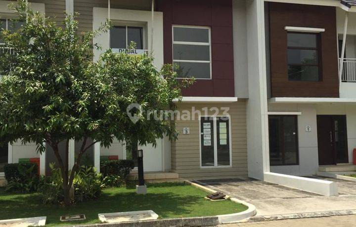 Dijual Cepat Rumah Strategis 2 Lantai di Cluster Elora Perumahan Summarecon Emerald Karawang