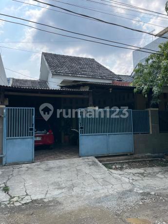 Dijual Cepat Rumah Murah 1 Lantai Lokasi Strategis Jalan Utama Perumahan Perumnas Karawang Barat