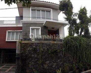 dijual cepat rumah strategis, kondisi bagus murah nego siap huni Komp. Guruminda, Cisaratan Kulon Bandung Jawa Barat