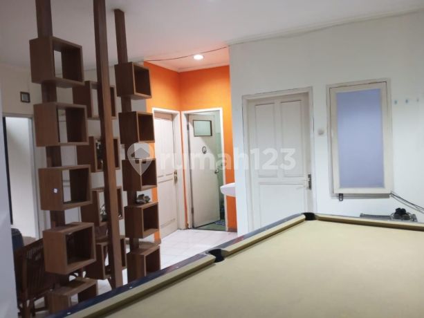 Rumah Kecil Di Setiabudi Regency