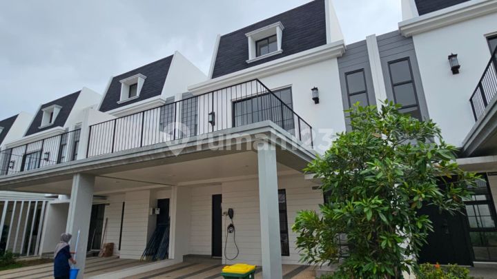 Cluster ******** Wisteria. Metland Cakung Cluster ******** Wisteria. Metland Cakung