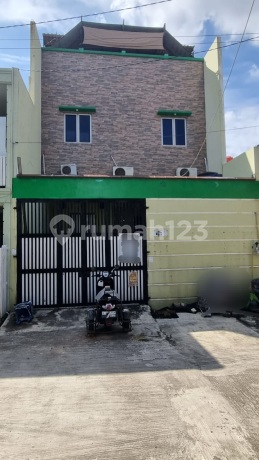Dijual Cepat Rumah Bagus, Murah, 3 lantai, Ada AC Di Taman Anyelir, Cikokol, Tangerang Kota. Dijual Cepat Rumah Bagus, Murah, 3 lantai, Ada AC Di Taman Anyelir, Cikokol, Tangerang Kota.