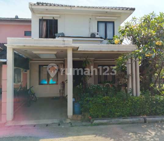 Dijual rumah di Taman Ubud Permai Lippo Karawaci Tangerang