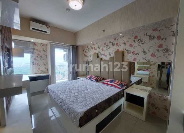 Ciamik 2 BR Plus Apartemen Tanglin Lantai 25 