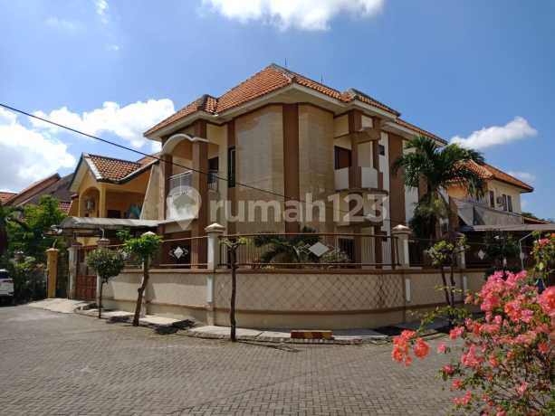 One Gate Rumah Kebraon Indah Permai Posisi Hook