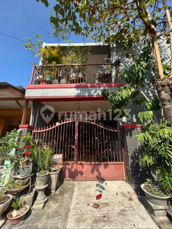 Strategis Rumah Puri Lidah Kulon Indah - Harga bisa Nego Lagi Strategis Rumah Puri Lidah Kulon Indah - Harga bisa Nego Lagi