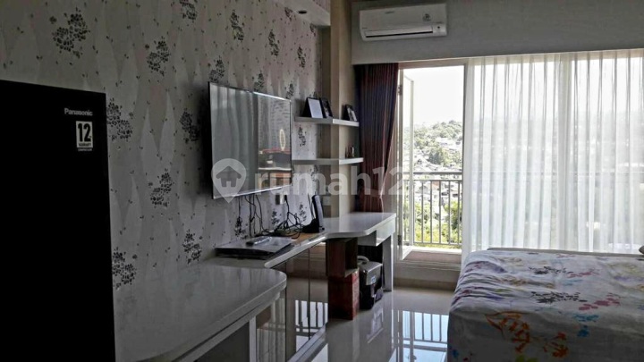 Studio Apartment for Sale in Galery Ciumbeuluit