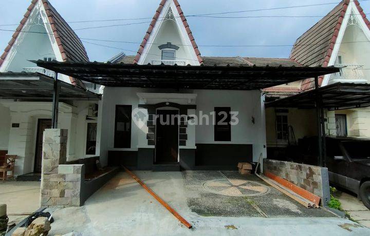 Rumah Bagus Siap Huni HGB Taman Venesia Sentul City Bogor 