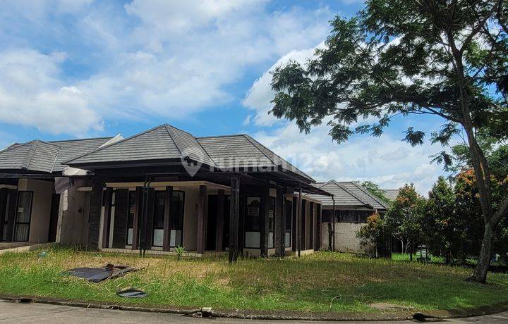 Rumah Hook Halaman Luas Harga Murah Klaster The Breeze Sentul City Bogor