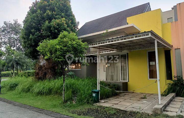 Rumah Hook Halaman Luas Dekat Gerbang Security Di Klaster Pine Forest Sentul City Bogor