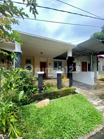 Rumah Dengan Halaman Belakang Yang Luas Di Klaster Taman Besakih Sentul City Bogor 