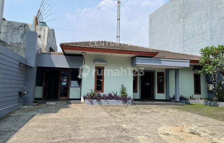 Jual Gedung Bangunan Komersil  Dkt Puri Beta Cileduk Tangerang.