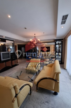 Regency Condominium Tunjungan Plaza 3 Bedrooms Ready to Live In Cheap
