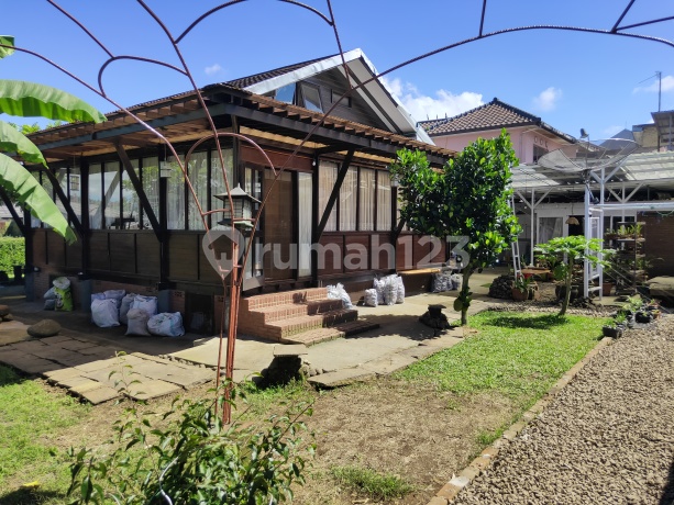For Sale Antique Cheap Wooden Villa, Graha Puspa Lembang Bandung