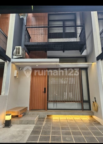 Rumah Fleekhauz Bsd. Lt 48, Shm, Furnish, R35