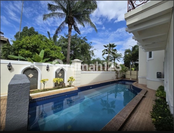 Jual Murah Rumah Mewah 20X26 Taman Beverly Golf Karawaci Jual Murah Rumah Mewah 20X26 Taman Beverly Golf Karawaci