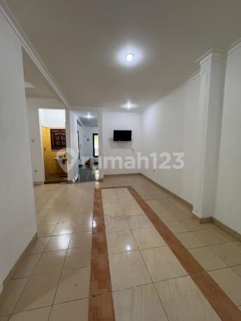 Jual Cepat Rumah Bagus Baru Renovasi di Vila Dago Pamulang Jual Cepat Rumah Bagus Baru Renovasi di Vila Dago Pamulang