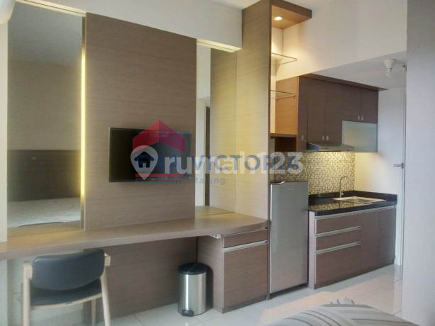 Fully Furnished Ready-to-Occupy Apartment in the Heart of the City, Next to Cyber Mall & UNMER, Close to Dieng & Kawi Culinary Spots