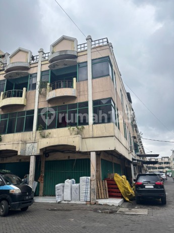 Ruko Pengampon Square 3,5 Lantai Hook Ruko Pengampon Square 3,5 Lantai Hook