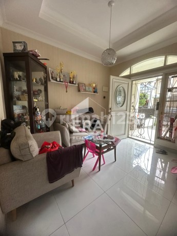 Cheap!! For Sale Tidy 6X16 House Ready to Live 3-Car Street in Gading Residence Pelangi South Facing Cheap!! For Sale Tidy 6X16 House Ready to Live 3-Car Street in Gading Residence Pelangi South Facing