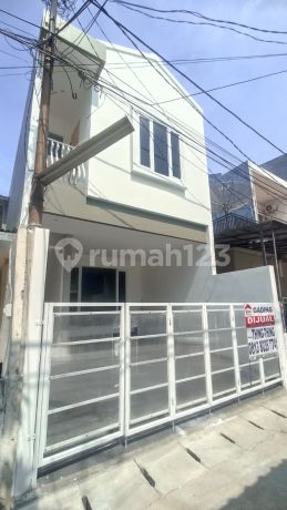 Murah !! Dijual Rumah Jarang Ada 5X15 Brand New di Bcs Kelapa Gading Hadap Timur